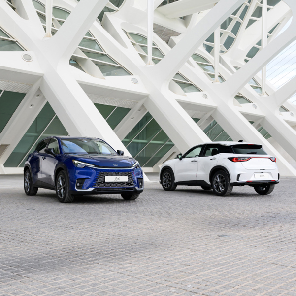 全面指南：Lexus SUV 的奢華、性能與多功能完美結合